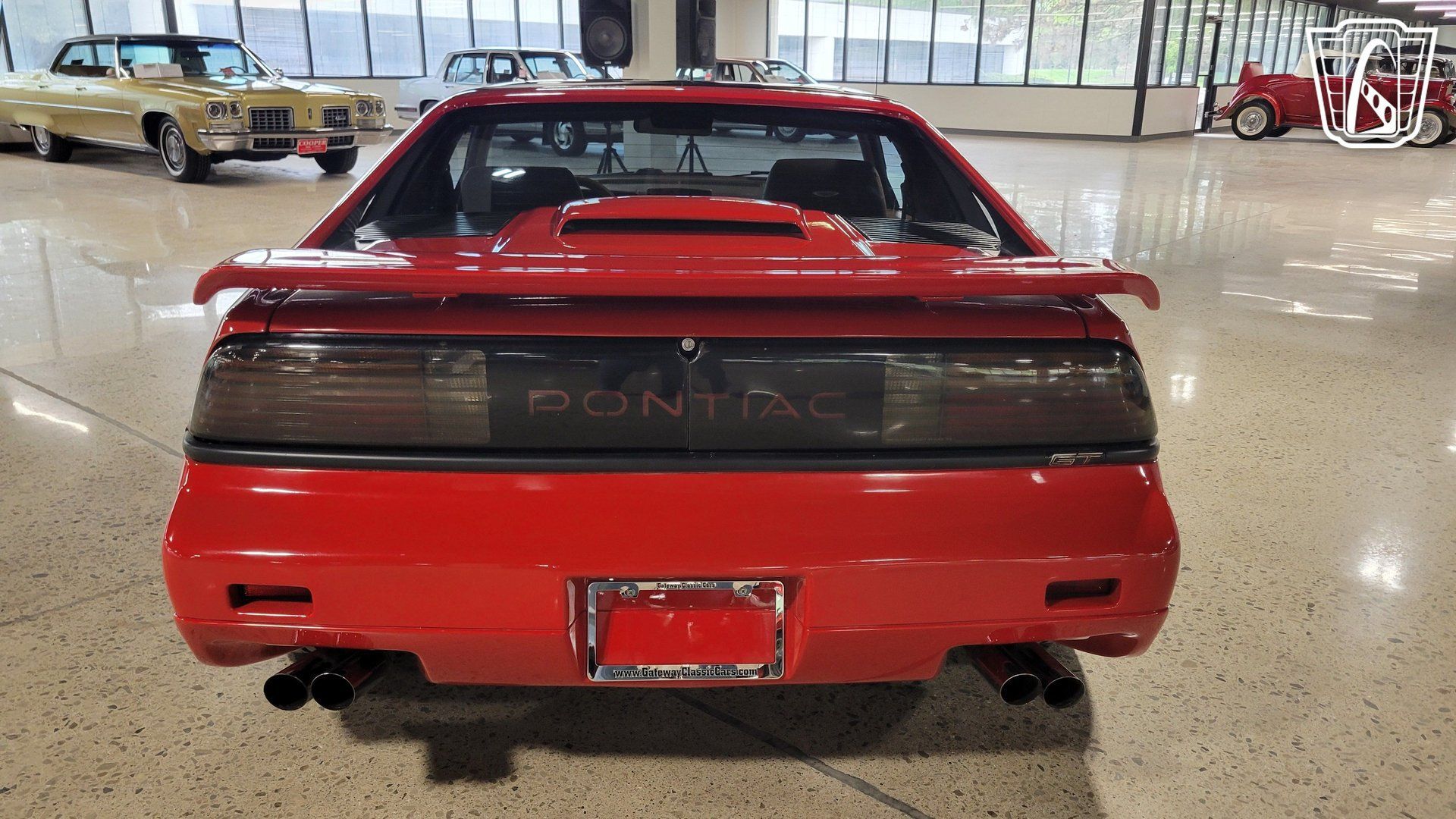 Used 1988 Pontiac Fiero GT RWD image 16