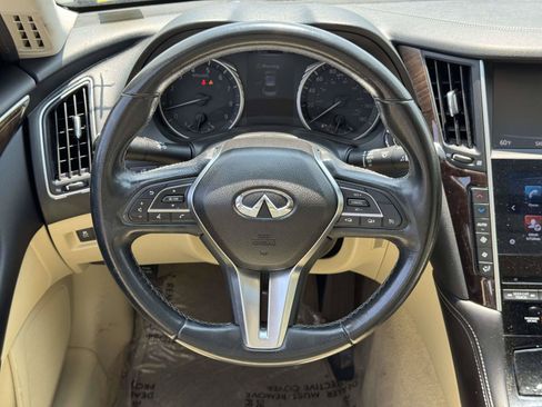 Used 2018 INFINITI Q50 Luxe RWD image 11
