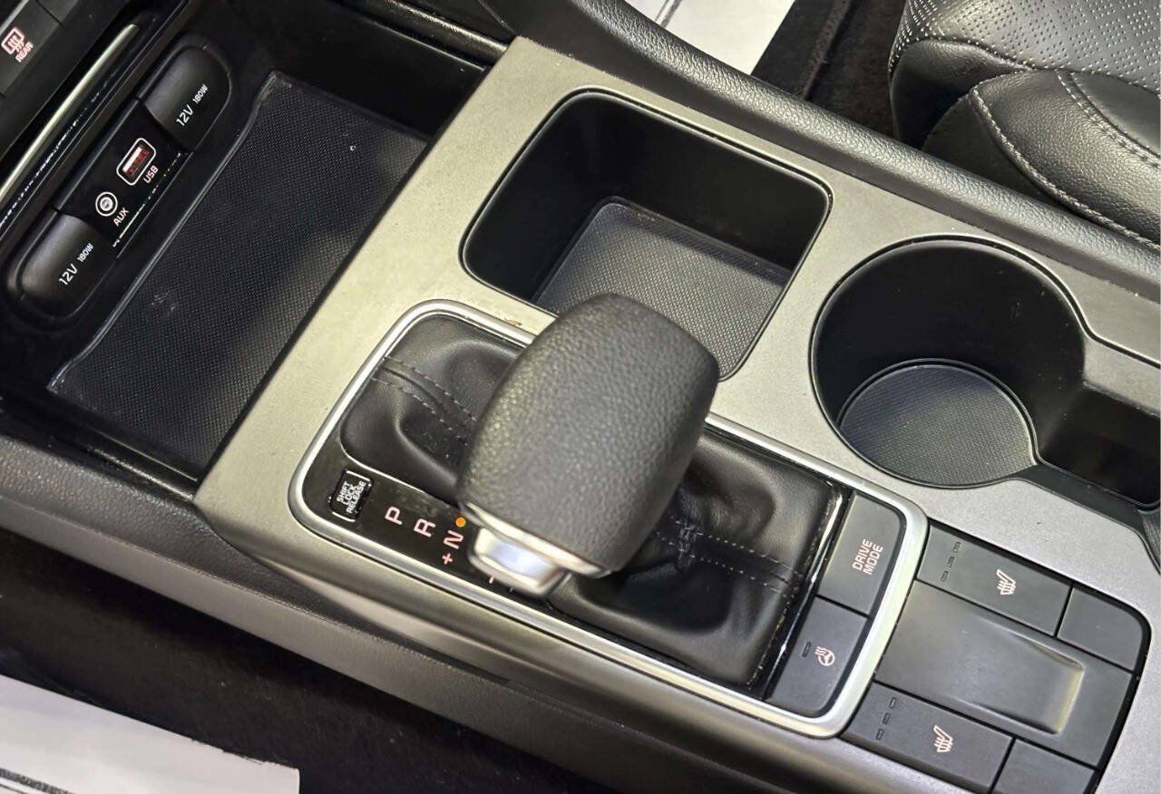 Used 2020 Kia Optima SE FWD image 34