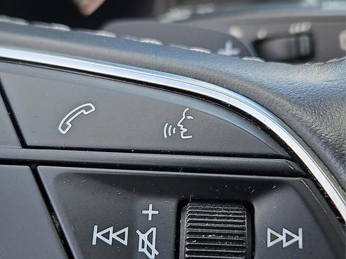 Used 2021 Audi Q8 Premium w/ Black Optic Package image 26