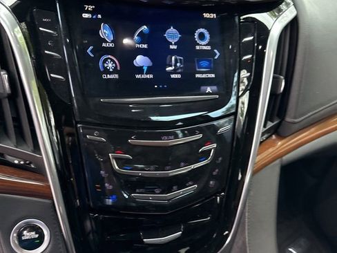 Used 2020 Cadillac Escalade Premium Luxury AWD/4WD image 8