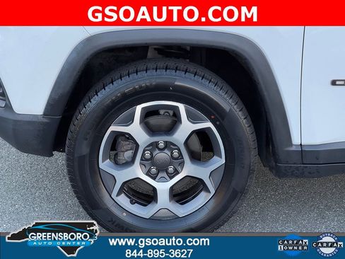 Used 2022 Jeep Compass Trailhawk w/ Trailhawk Convenience Group image 32