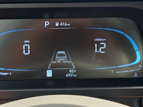 Certified 2026 Hyundai Elantra Sport FWD image 17