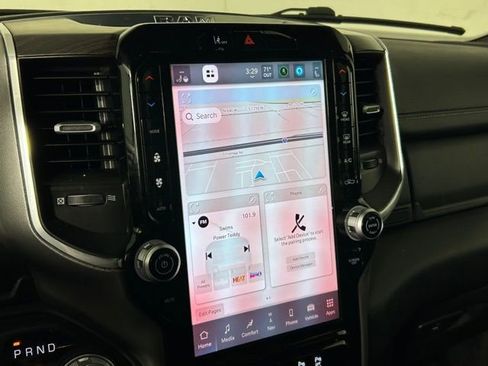 Used 2025 RAM 1500 Laramie image 27