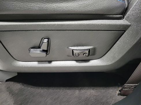 Used 2018 RAM 1500 Sport w/ Hydro Blue Sport Package image 38