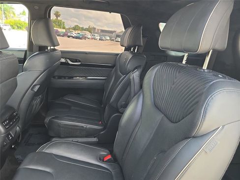 Used 2023 Hyundai Palisade Calligraphy w/ Cargo Package FWD image 12