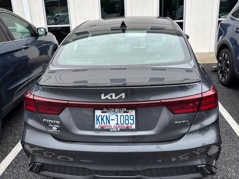 Used 2022 Kia Forte GT-Line w/ GT-Line Technology Package FWD image 4