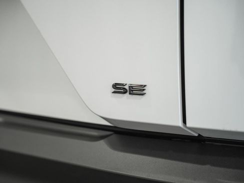 New 2026 Toyota C-HR image 7