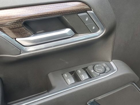 Used 2022 Chevrolet Silverado 1500 RST image 17