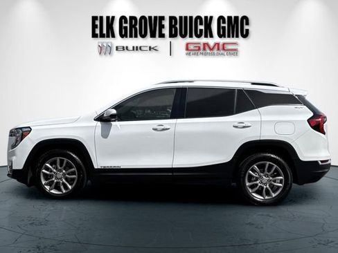 Used 2024 GMC Terrain SLT AWD/4WD image 7