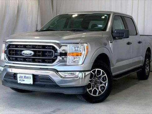 Used 2022 Ford F150 XLT w/ Trailer Tow Package image 2