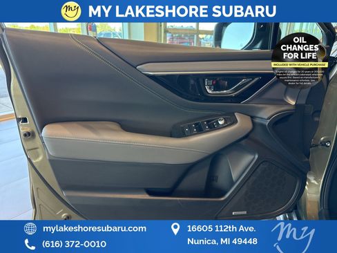 Certified 2025 Subaru Outback Onyx Edition AWD/4WD image 14