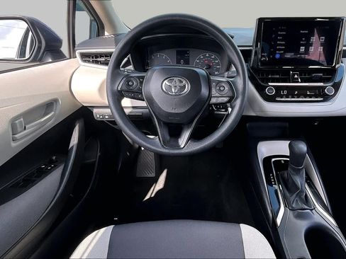 Used 2024 Toyota Corolla LE FWD image 6