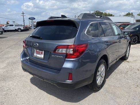 Used 2016 Subaru Outback 2.5i Premium AWD/4WD image 7