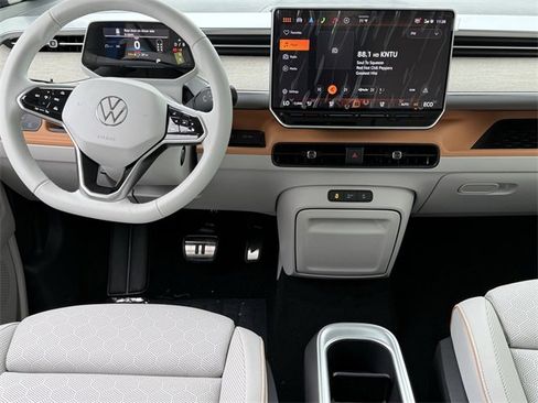 New 2025 Volkswagen ID. Buzz Pro S Plus image 9