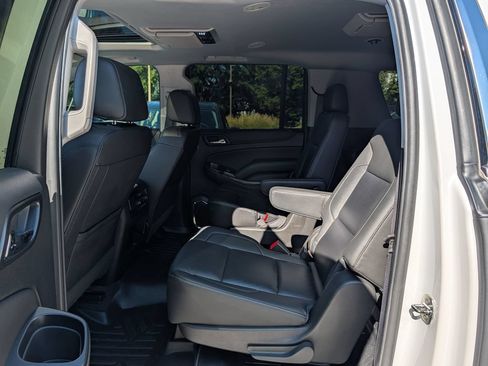 Used 2019 Chevrolet Suburban LT AWD/4WD image 9