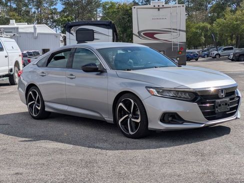Used 2021 Honda Accord Sport image 3
