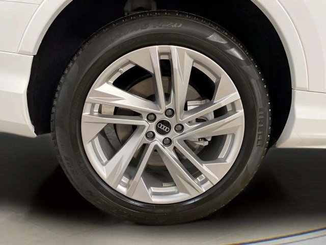 Used 2023 Audi Q7 2.0T Premium w/ Convenience Package AWD/4WD image 95