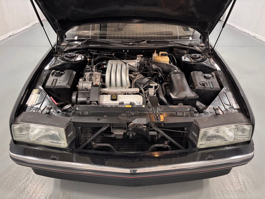 Used 1992 Cadillac Allante FWD image 22