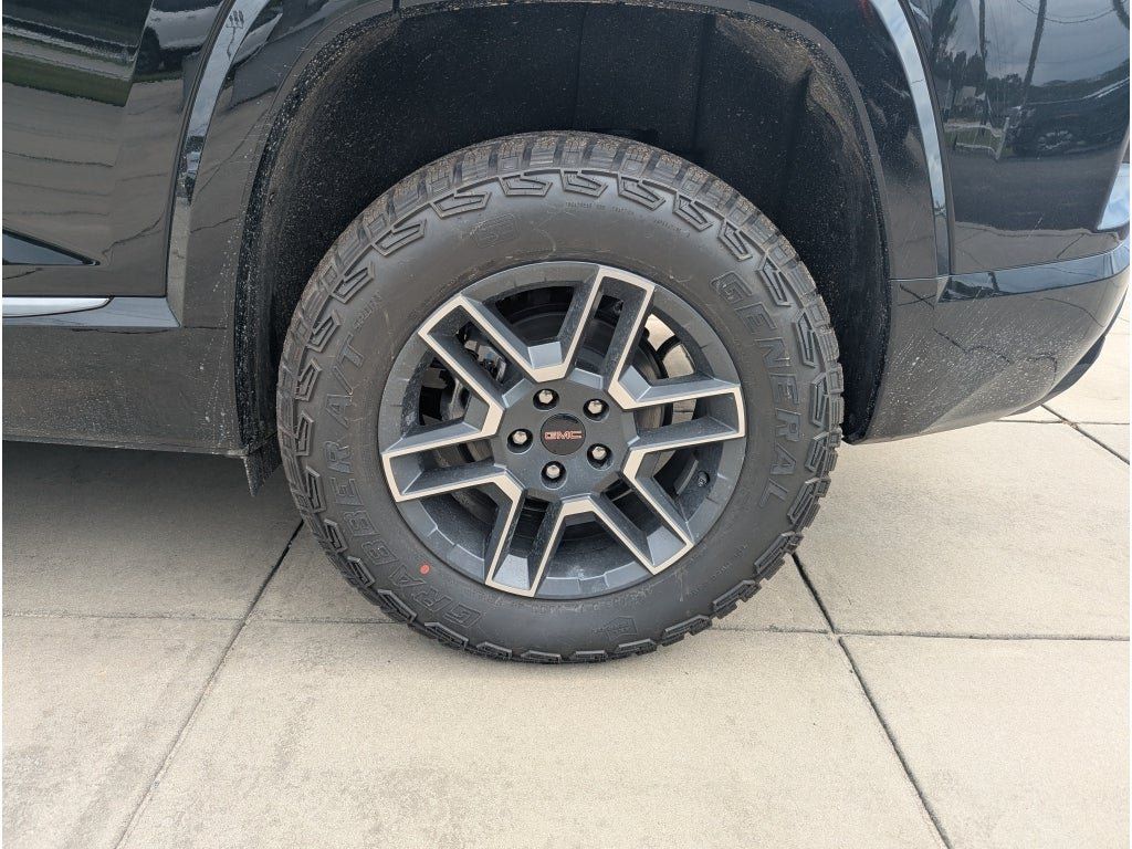 New 2026 GMC Terrain AT4 w/ Technology Package II AWD/4WD image 9