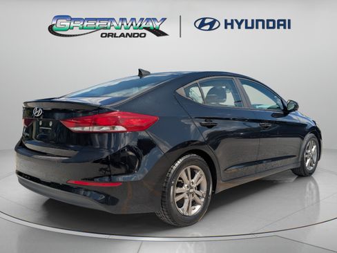 Used 2017 Hyundai Elantra SE FWD image 8