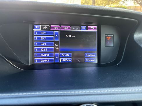 Used 2013 Lexus ES 300h image 26