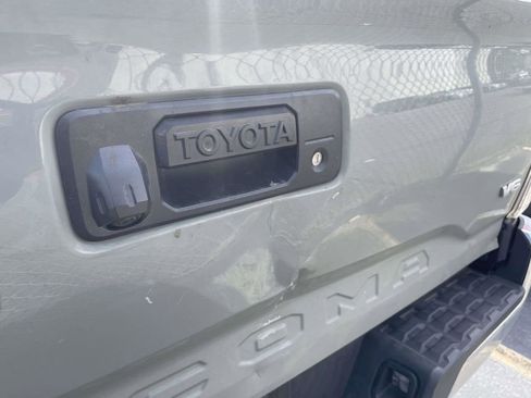 Used 2023 Toyota Tacoma TRD Off-Road AWD/4WD image 20