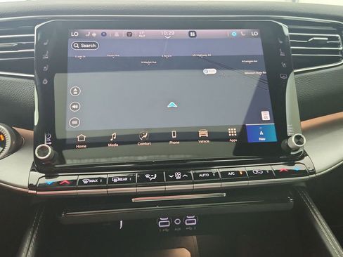 New 2025 Jeep Wagoneer L Series II image 26