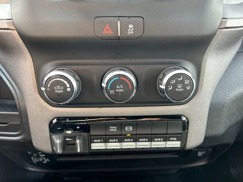 New 2024 RAM 3500 Tradesman image 23