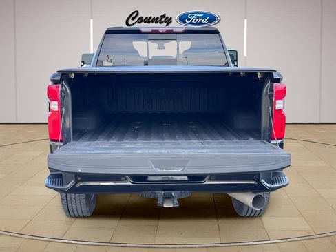 Used 2020 Chevrolet Silverado 2500 High Country image 21
