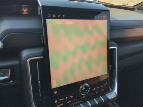 Certified 2025 GMC Yukon Denali image 11