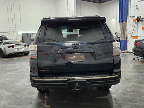 Used 2020 Toyota 4Runner Nightshade image 16