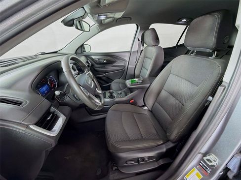 Used 2023 GMC Terrain SLE w/ Driver Convenience Package AWD/4WD image 2