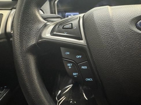 Used 2020 Ford Fusion SE image 14