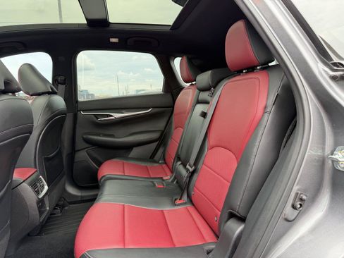 Used 2023 INFINITI QX50 Sport FWD image 18