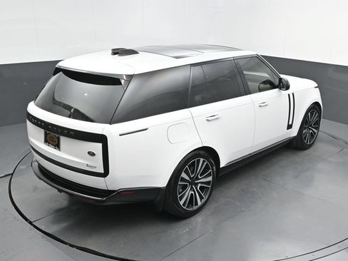Used 2023 Land Rover Range Rover SE AWD/4WD image 36