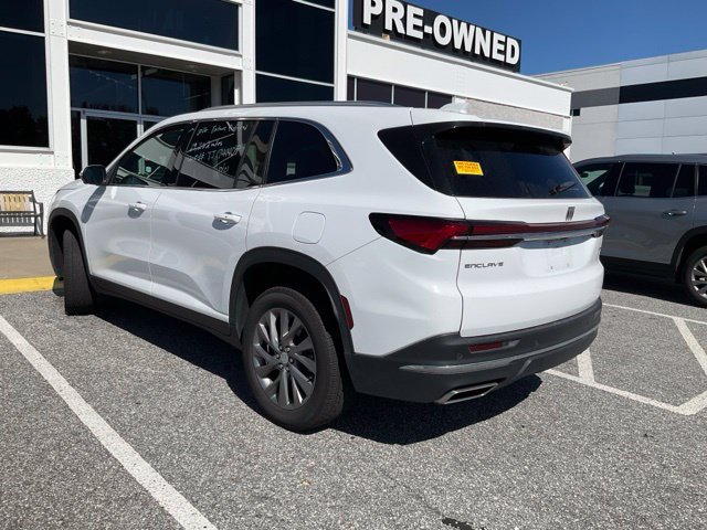 Used 2026 Buick Enclave Preferred FWD image 5