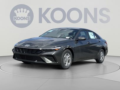 New 2026 Hyundai Elantra SE