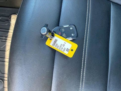 Used 2020 GMC Acadia Denali w/ Technology Package image 36