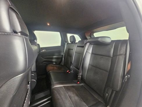 Used 2020 Jeep Grand Cherokee Altitude image 5