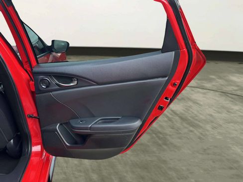 Used 2020 Honda Civic Sport image 17