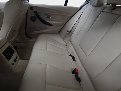 Used 2014 BMW 328i xDrive Sedan AWD/4WD image 16