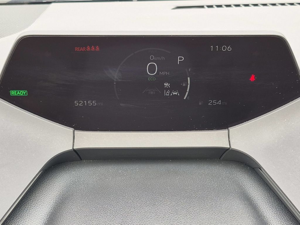 Used 2025 Toyota Prius LE FWD image 13