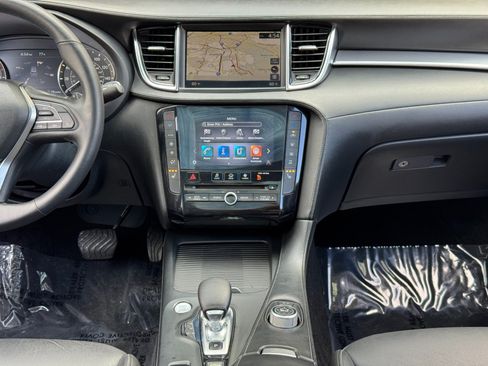 Used 2020 INFINITI QX50 Luxe w/ Navigation Package FWD image 22