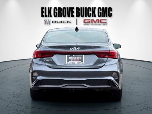 Used 2023 Kia Forte LXS w/ LXS Technology Package FWD image 5