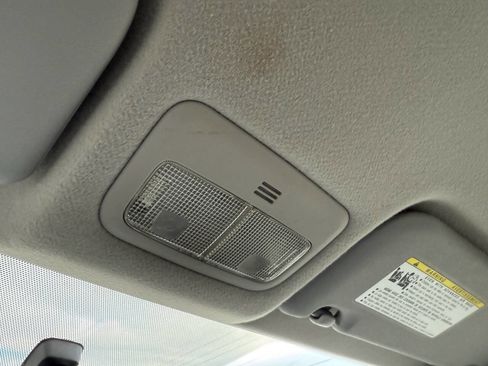 Used 2008 Toyota Yaris Sedan image 20