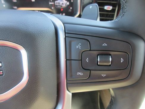 New 2026 GMC Sierra 1500 SLT w/ SLT Convenience Package image 19