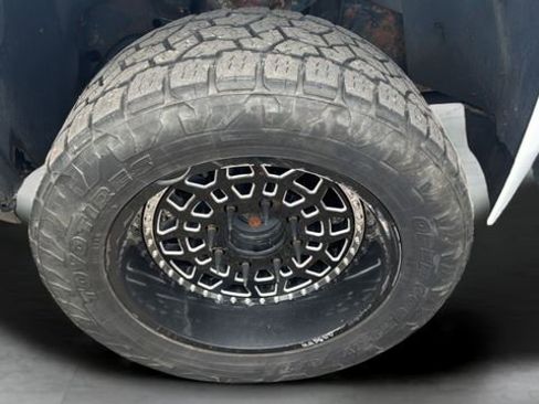 Used 2014 GMC Sierra 2500 SLE w/ SLE Preferred Package AWD/4WD image 26