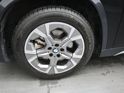 Used 2025 BMW X1 xDrive28i AWD/4WD image 11