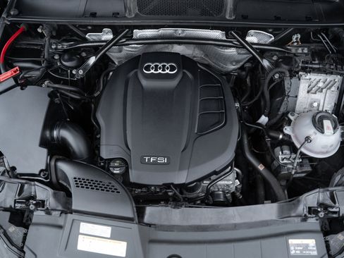 Used 2018 Audi Q5 2.0T Premium Plus w/ Premium Plus Package image 10